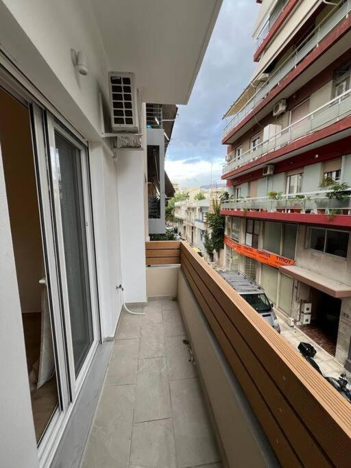 אתונה Cozy New Apartment Nearby Metro מראה חיצוני תמונה
