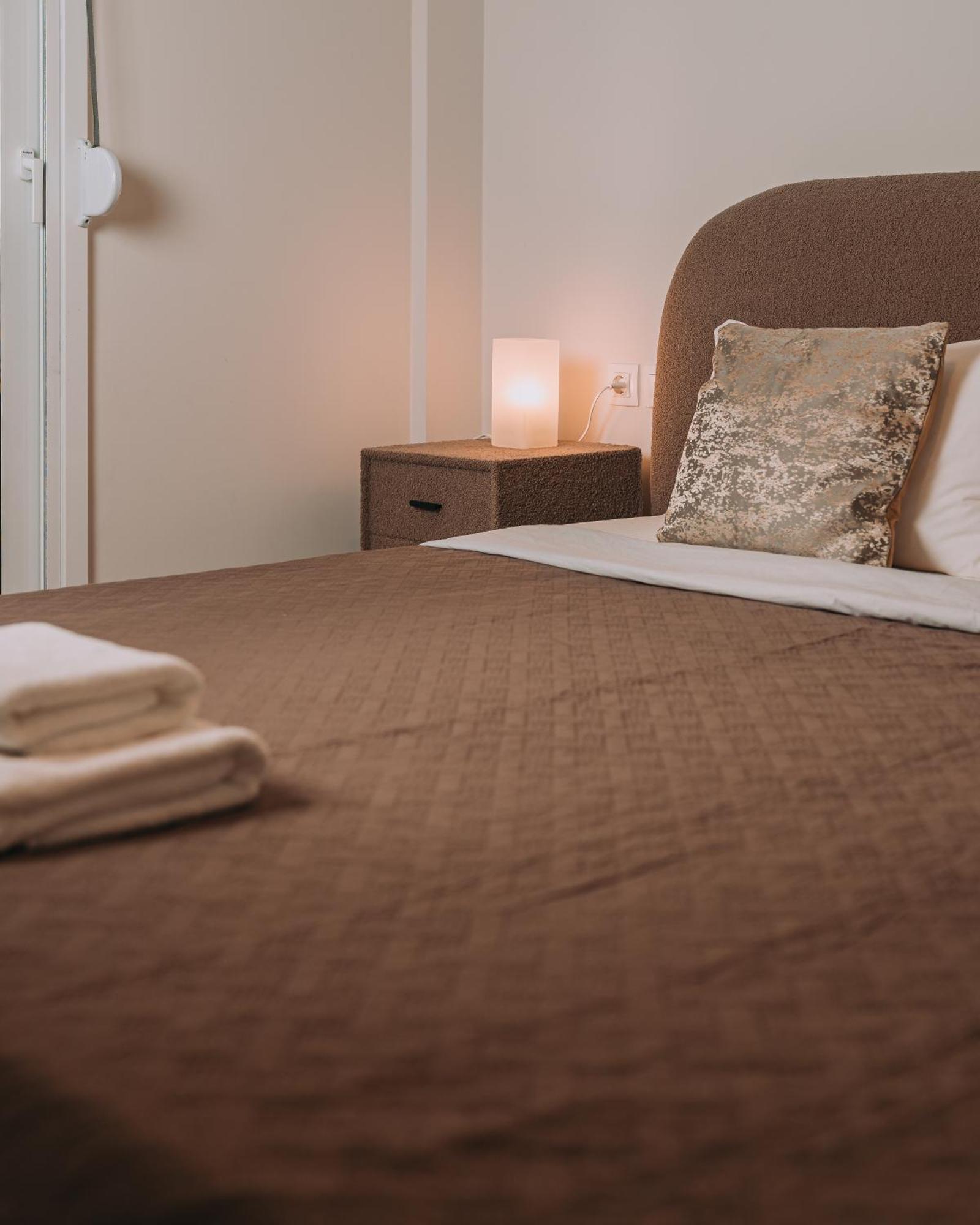 אתונה Cozy New Apartment Nearby Metro מראה חיצוני תמונה